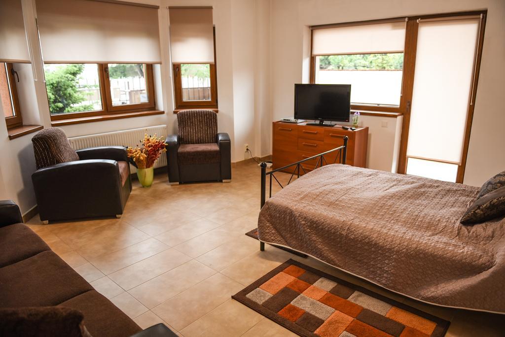 Modern Apartment Near City Center Cluj-Napoca Esterno foto